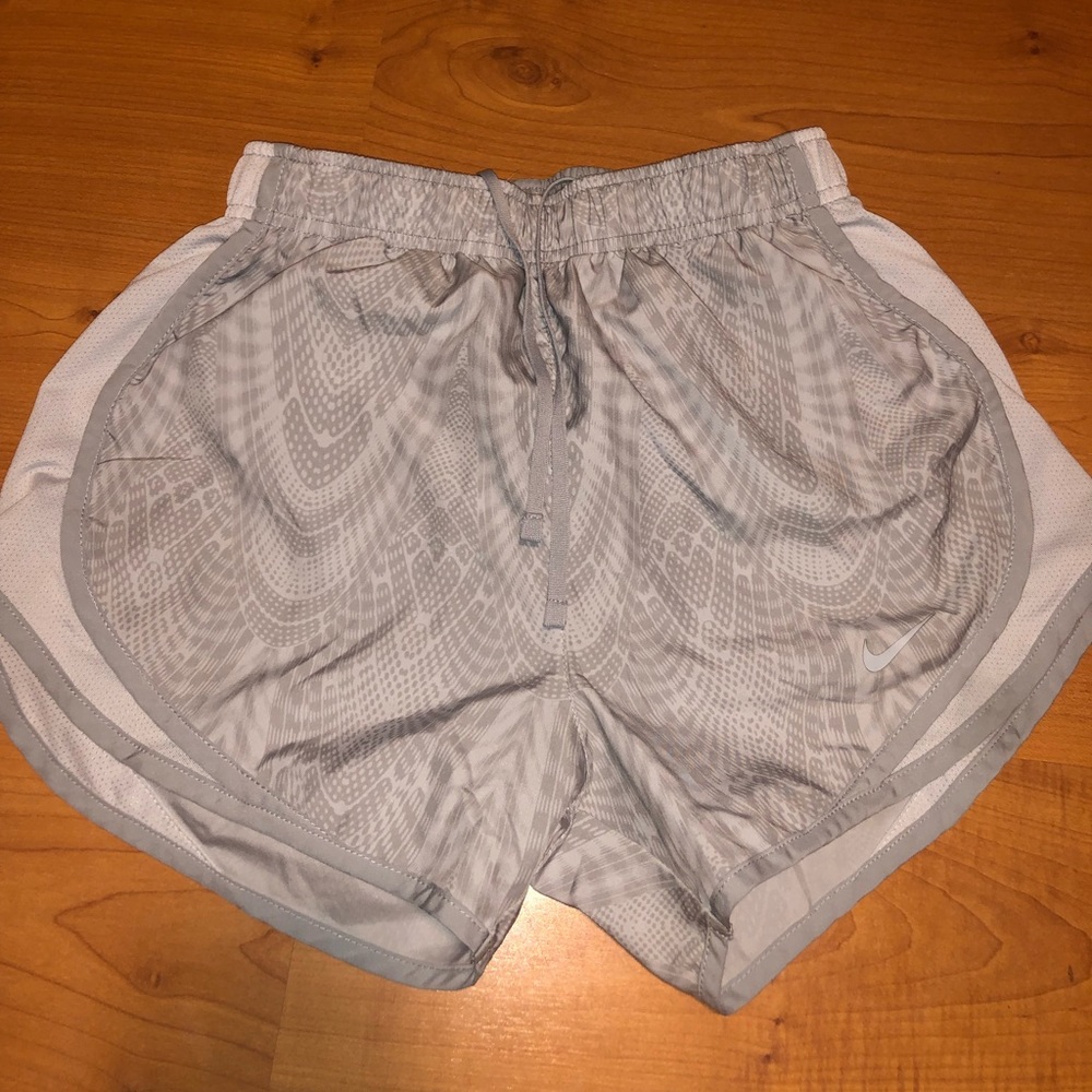 nike shorts SIZE XSMALL